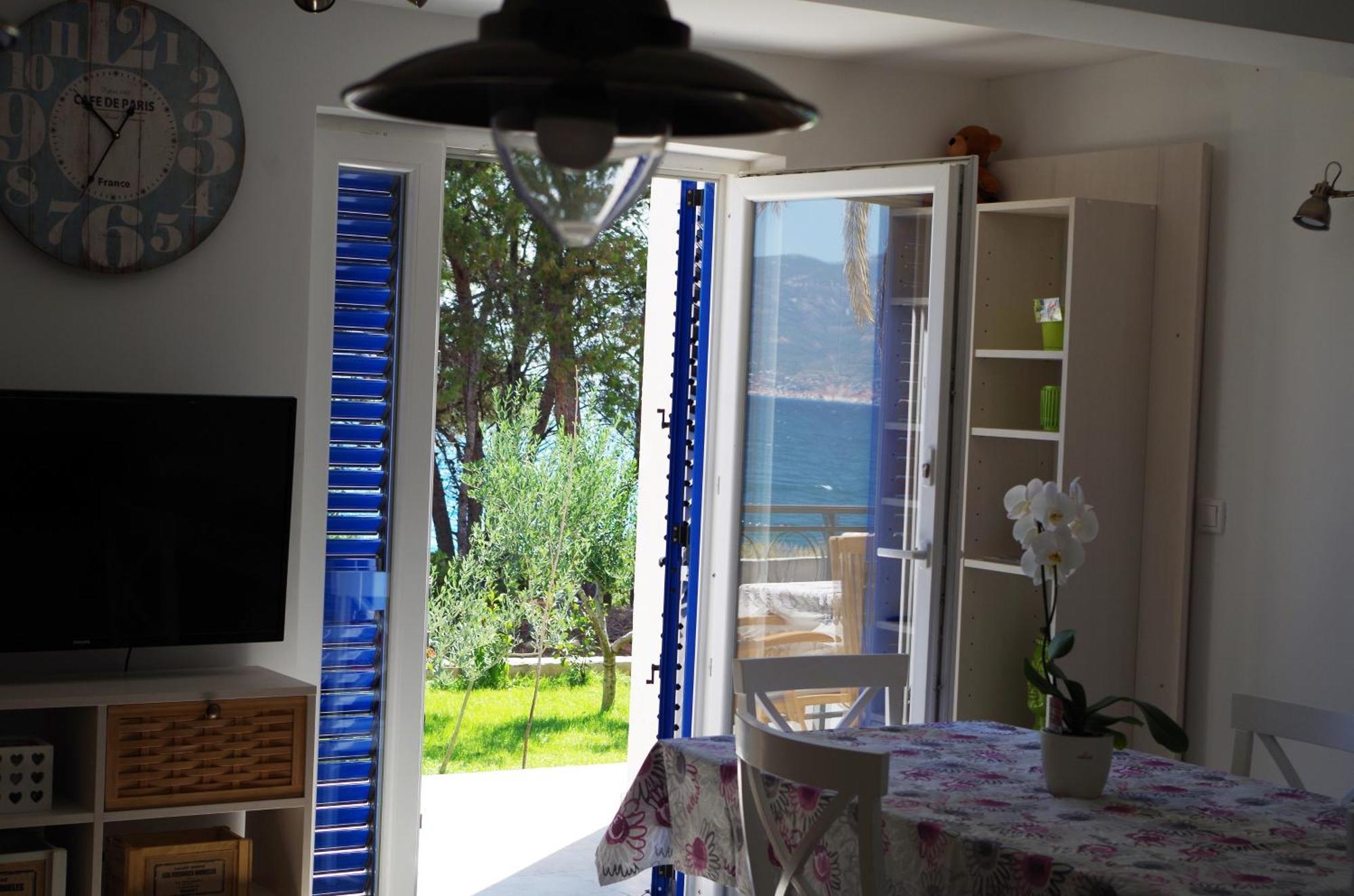 Apartments By The Sea Slatine, Ciovo - 14158 Oda fotoğraf